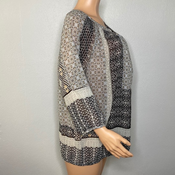 Tanzara Black, Blue & White Printed Sheer Top 1X - Picture 2 of 6